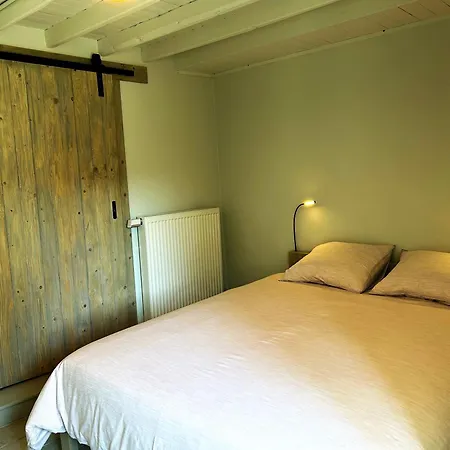 Bed & Breakfast Le Nid D'hirondelle 3*