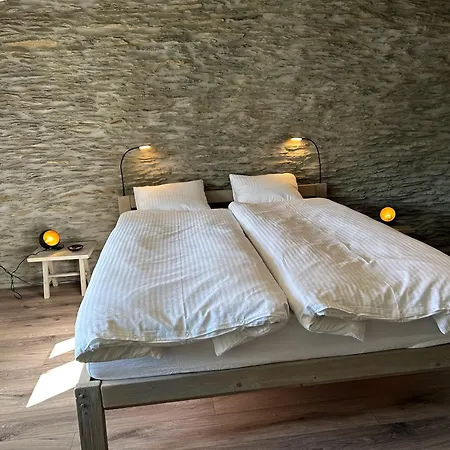 Le Nid D'hirondelle Bed & Breakfast Houffalize