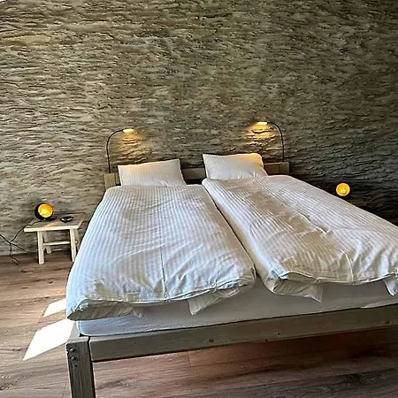 Alojamento de Acomodação e Pequeno-almoço Le Nid D'hirondelle 3*