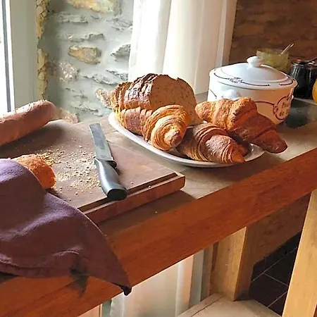 Alojamento de Acomodação e Pequeno-almoço Le Nid D'hirondelle