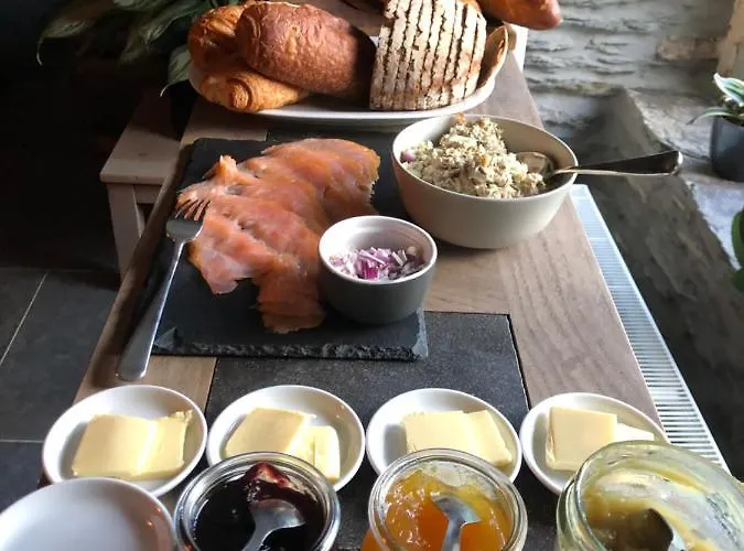 Le Nid D'hirondelle 3*