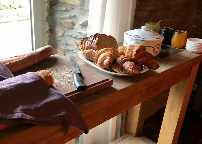 Le Nid D'hirondelle Frühstückspension 3*