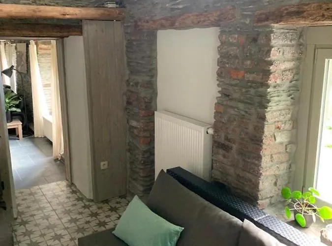 Le Nid D'hirondelle Frühstückspension