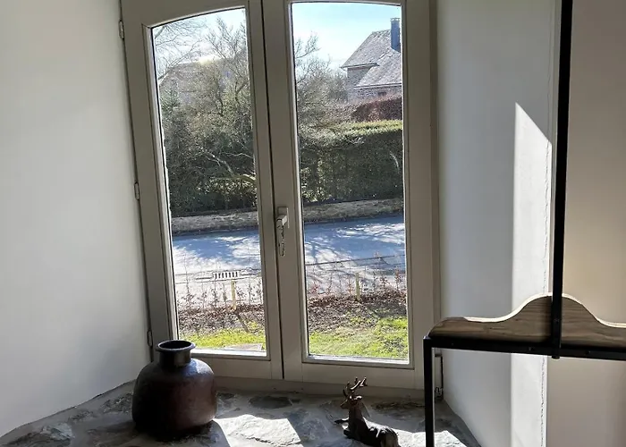 Le Nid D'hirondelle Frühstückspension Houffalize